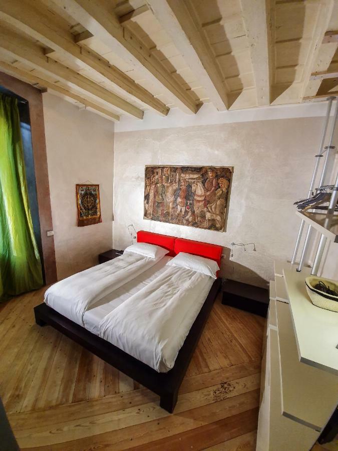 Flora Inn, Flora I - Nel Cuore Di Bergamo Alta Екстер'єр фото